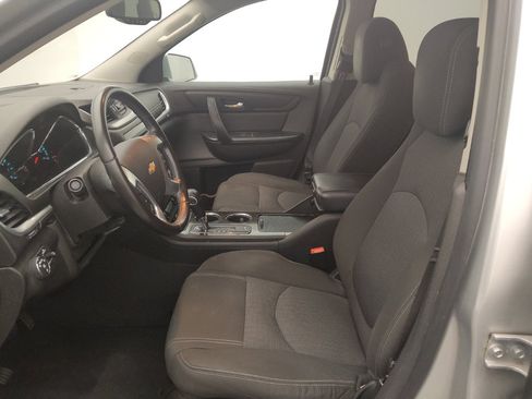 Used 2016 Chevrolet Traverse LT FWD image 17