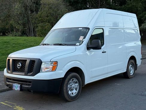 Used 2018 Nissan NV 2500 S image 1