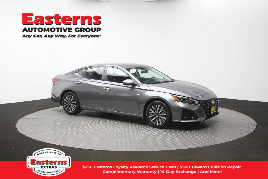 Used 2023 Nissan Altima 2.5 SV FWD image 50