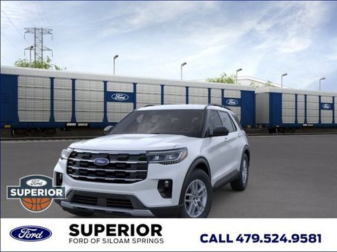 New 2026 Ford Explorer Active image 2