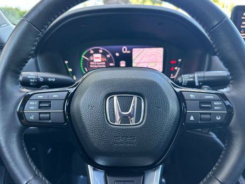 Used 2025 Honda Accord Touring image 16