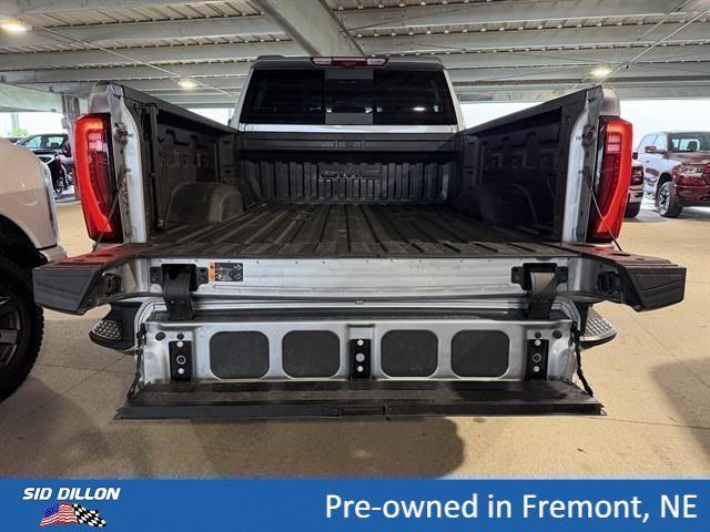 Certified 2025 GMC Sierra 3500 Denali w/ Technology Package AWD/4WD image 13
