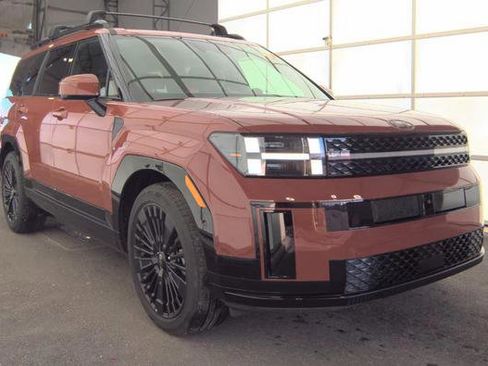 Used 2025 Hyundai Santa Fe Calligraphy image 2