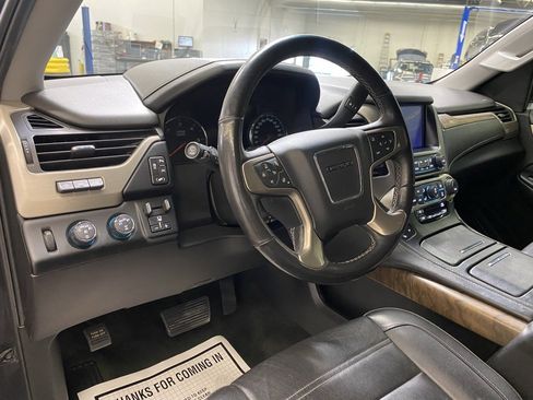 Used 2018 GMC Yukon Denali w/ Open Road Package image 24