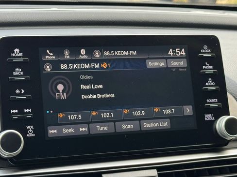Used 2019 Honda Accord EX-L image 38