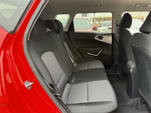 Used 2024 Kia Soul LX w/ Option Group 015 image 27