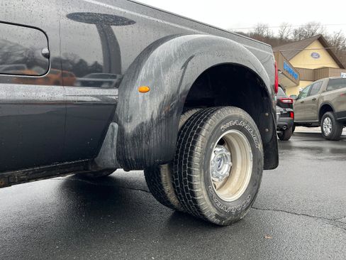 Used 2011 Ford F350 Lariat w/ Lariat Interior Pkg image 8