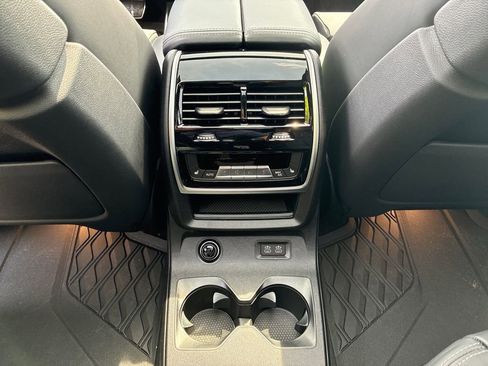 New 2026 BMW X7 M60i AWD/4WD image 20