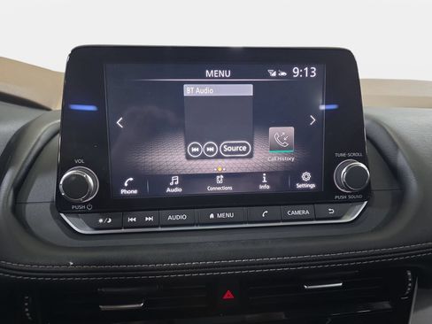 Used 2022 Nissan Rogue SV FWD image 20