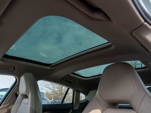 New 2026 Porsche Panamera 4 image 32