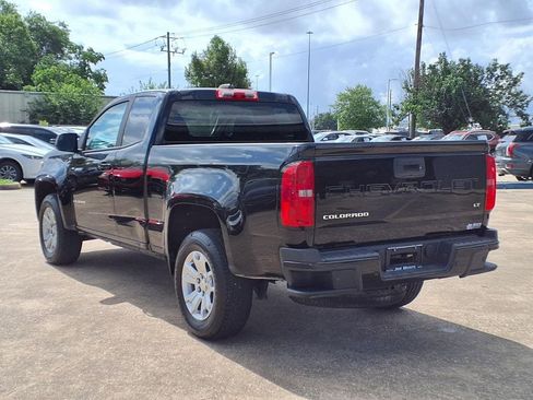 Used 2022 Chevrolet Colorado LT w/ Fleet Safety Package RWD image 2
