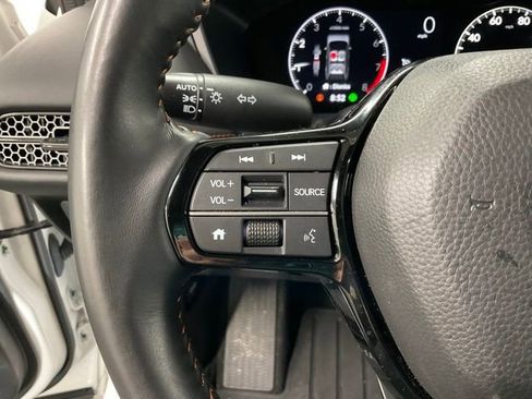 Certified 2025 Honda HR-V Sport image 16