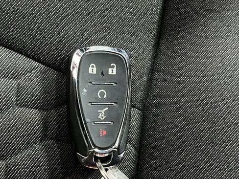 Used 2020 Chevrolet Equinox LT AWD/4WD image 9