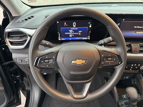 Used 2024 Chevrolet TrailBlazer LS w/ LS Convenience Package image 27