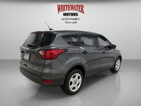 Used 2019 Ford Escape S FWD image 4