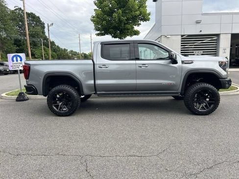 Used 2024 GMC Sierra 1500 AT4X AWD/4WD image 9