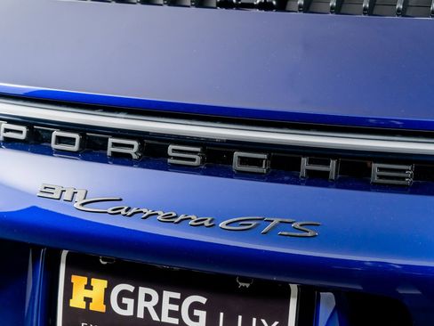 Used 2024 Porsche 911 Carrera GTS w/ Premium Package image 14