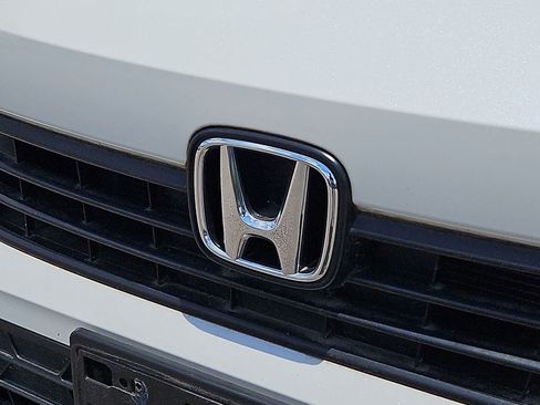 Used 2023 Honda Civic LX image 34