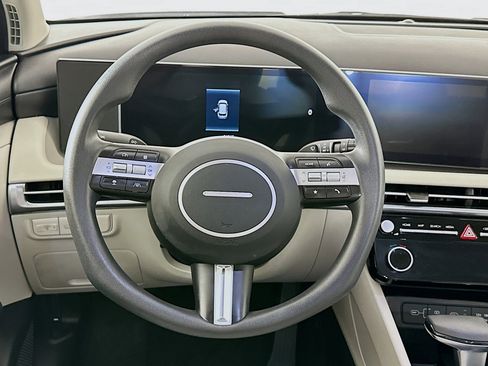 Used 2025 Hyundai Tucson SEL image 18