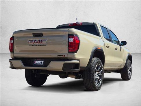Used 2024 GMC Canyon AT4 w/ Technology Package AWD/4WD image 5