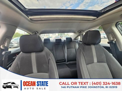 Used 2018 Honda Civic EX image 15