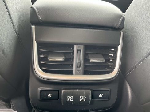 Used 2022 Subaru Outback Limited AWD/4WD image 18