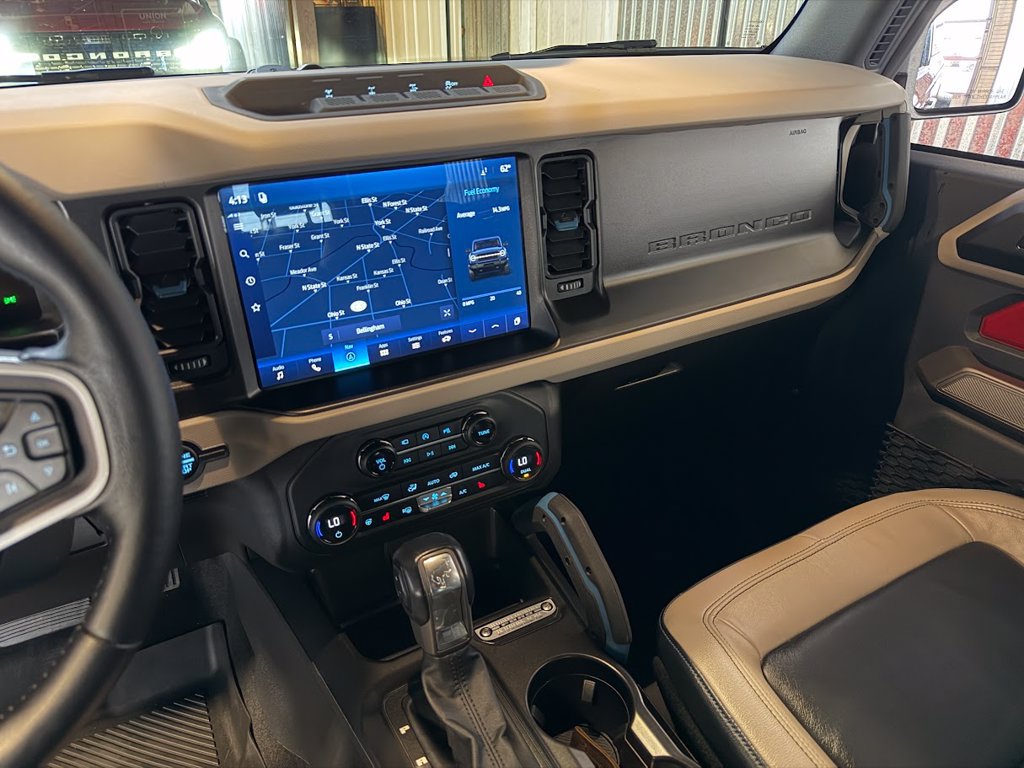 Used 2021 Ford Bronco Wildtrak AWD/4WD image 19