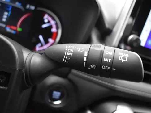 Used 2024 Toyota RAV4 XLE image 26