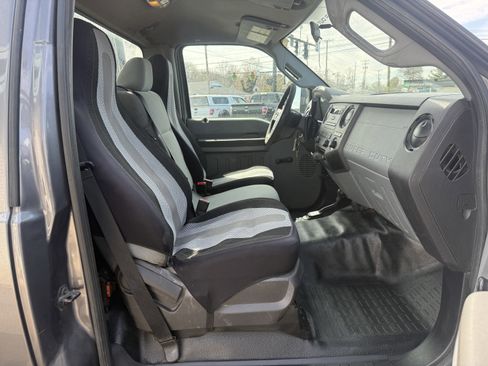 Used 2012 Ford F250 XL image 12