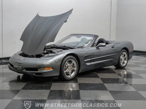 Used 2003 Chevrolet Corvette Convertible w/ Preferred Equipment Group1 RWD image 36