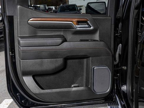 Used 2023 Chevrolet Silverado 1500 High Country w/ Z71 Off-Road Package image 14