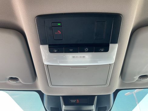 Used 2026 Nissan Rogue SL FWD image 16
