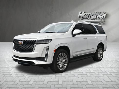 Used 2022 Cadillac Escalade Premium Luxury image 7