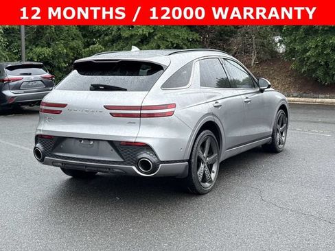 Used 2023 Genesis GV70 2.5T w/ Sport Prestige Package AWD/4WD image 2