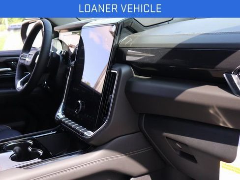 New 2026 GMC Yukon XL Elevation w/ Elevation Premium Package AWD/4WD image 8