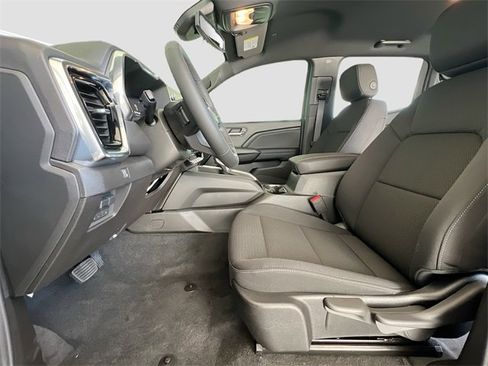 New 2026 GMC Canyon Elevation w/ Convenience Package image 15