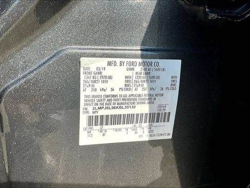 Used 2019 Lincoln Nautilus Reserve FWD image 35