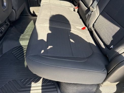 Used 2021 Chevrolet Silverado 1500 RST image 27