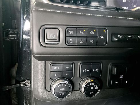 Used 2023 GMC Yukon Denali Ultimate AWD/4WD image 61