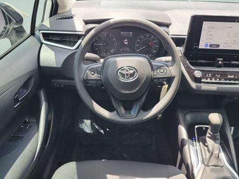 Used 2024 Toyota Corolla LE FWD image 12