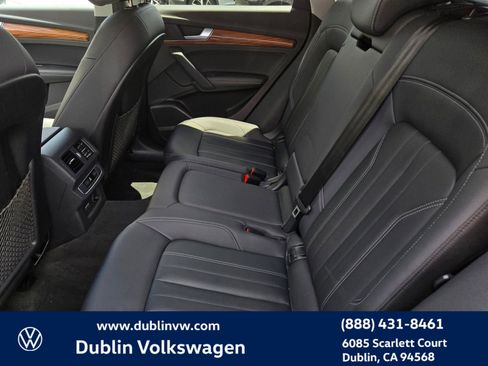 Used 2023 Audi Q5 2.0T Premium Plus w/ Premium Plus Package AWD/4WD image 11