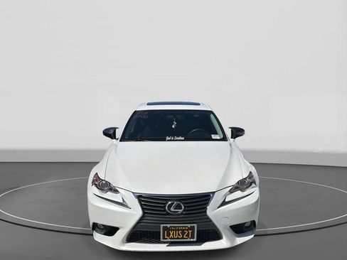 Used 2016 Lexus IS 200t RWD image 4