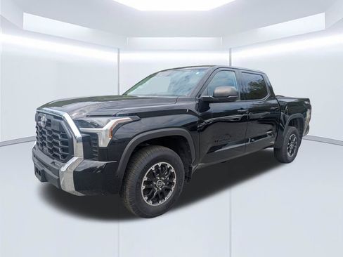 Used 2024 Toyota Tundra SR5 w/ TRD Off-Road Package AWD/4WD image 7