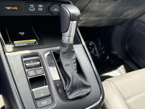 Used 2025 Honda CR-V EX-L image 33