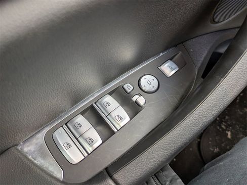 Used 2023 BMW X3 xDrive30i w/ Premium Package image 12