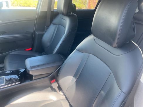 Certified 2023 Kia Sportage EX FWD image 5