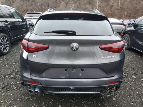 Used 2023 Alfa Romeo Stelvio Quadrifoglio w/ Active Assist Plus Package AWD/4WD image 4