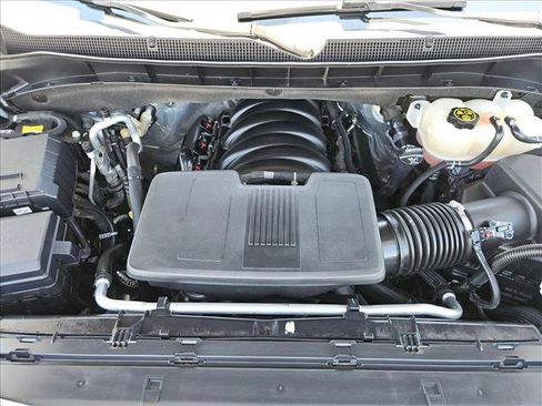 Used 2023 Chevrolet Tahoe LT w/ Luxury Package image 28