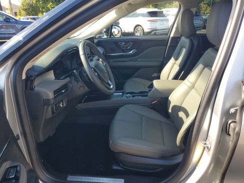 Certified 2023 Lincoln Corsair AWD w/ Equipment Group 101A image 12