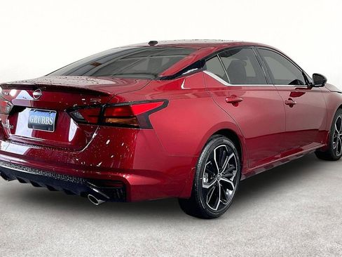 New 2026 Nissan Altima 2.5 SR w/ SR Premium Package FWD image 41